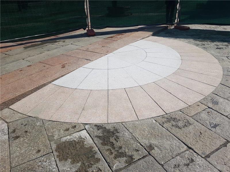 RAMPE PER DISABILI PER PIAZZA MAGGIORE - BOLOGNA